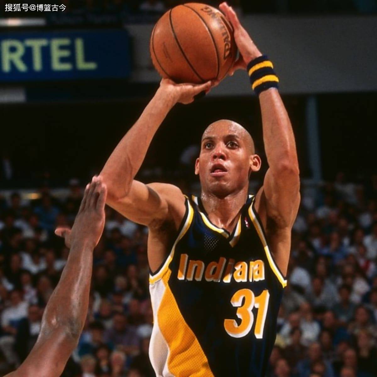 他都扮演了 他都扮演了