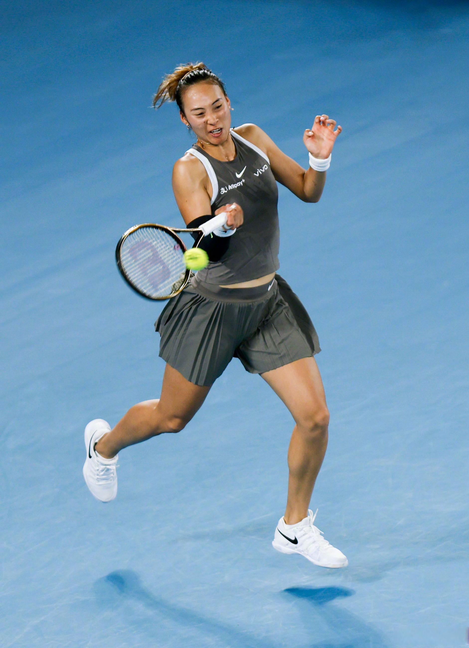 尼最近的表 尼最近的表