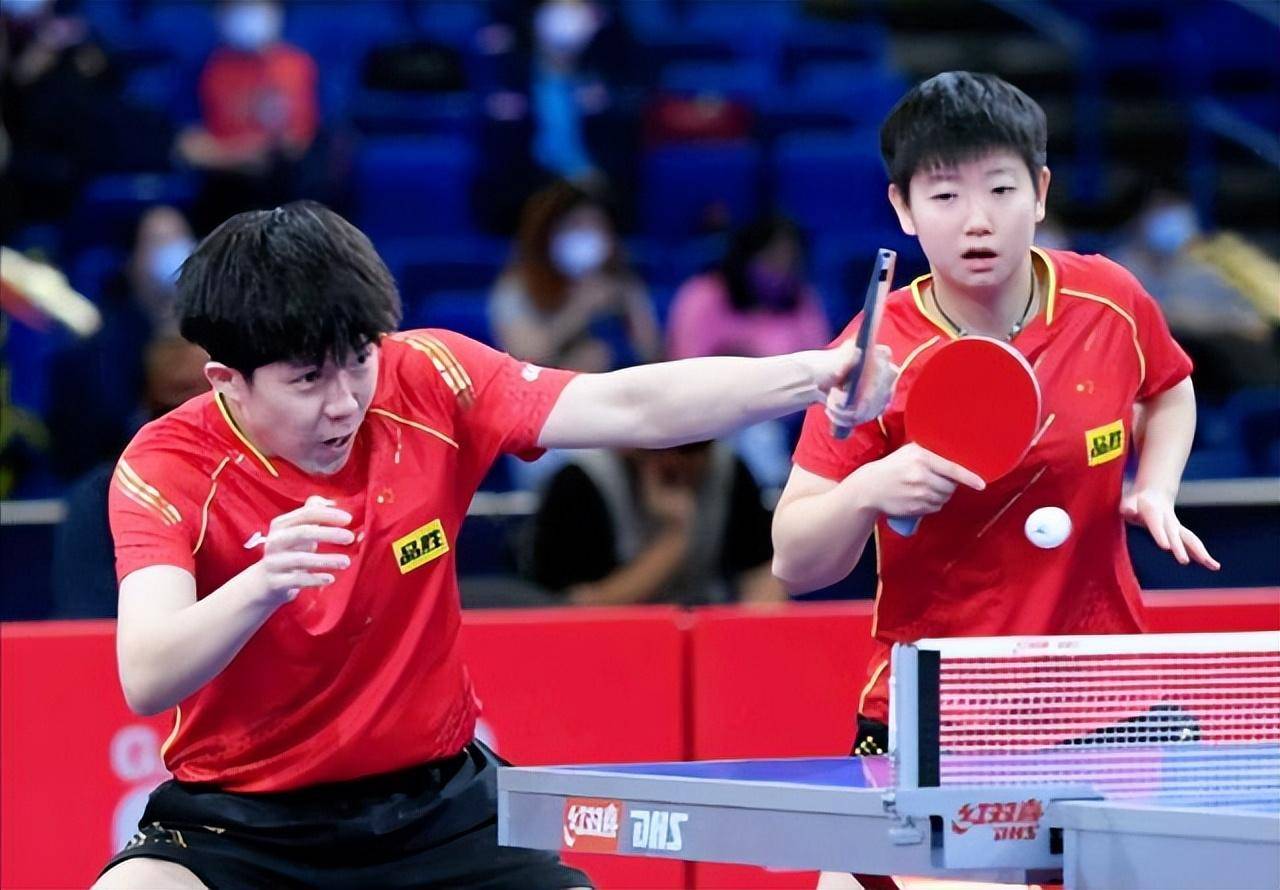 也暴露了球 也暴露了球